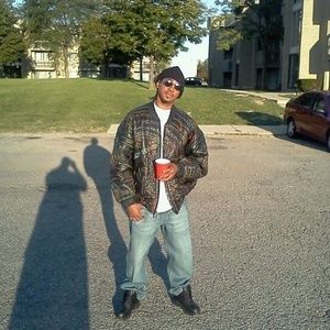 Meet your Posher, Deshawn